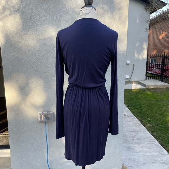 2 dresses Dark blue violet & Green short dresses with long sleeves size M - Picture 7 of 10